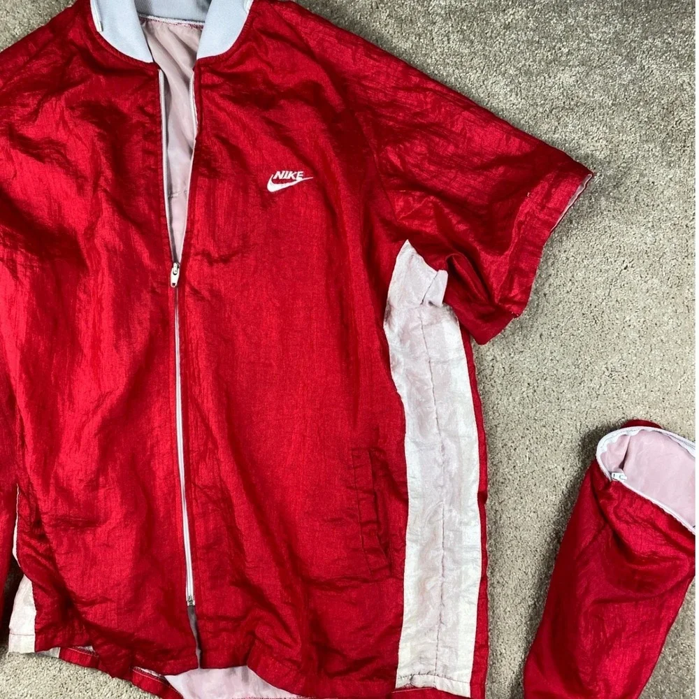 Nike vintage windbreaker